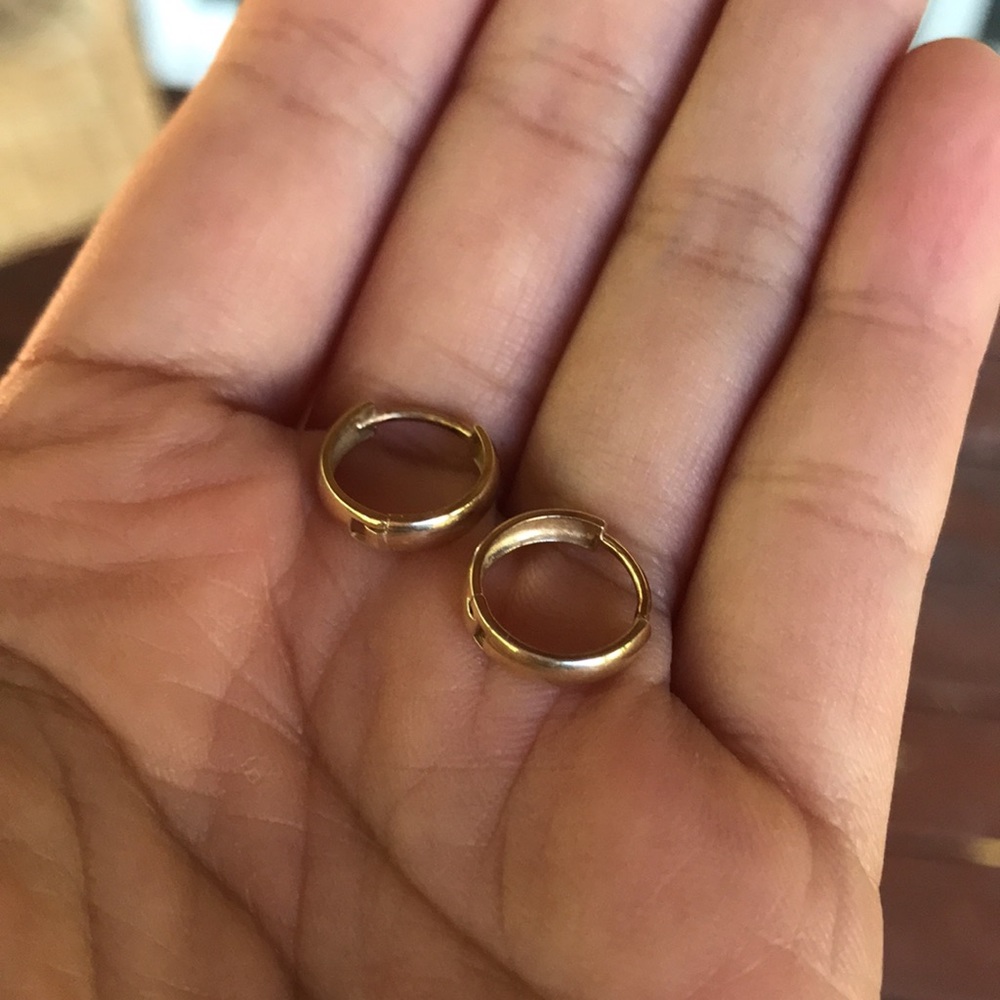 Mejuri Bold Hoop Earrings